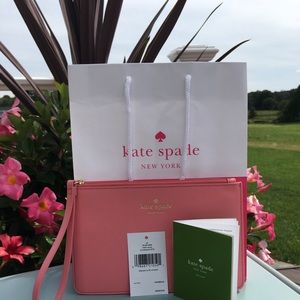 Kate Spade pink wristlet
